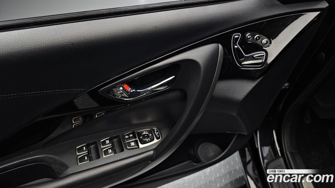 Hyundai Grandeur 2014