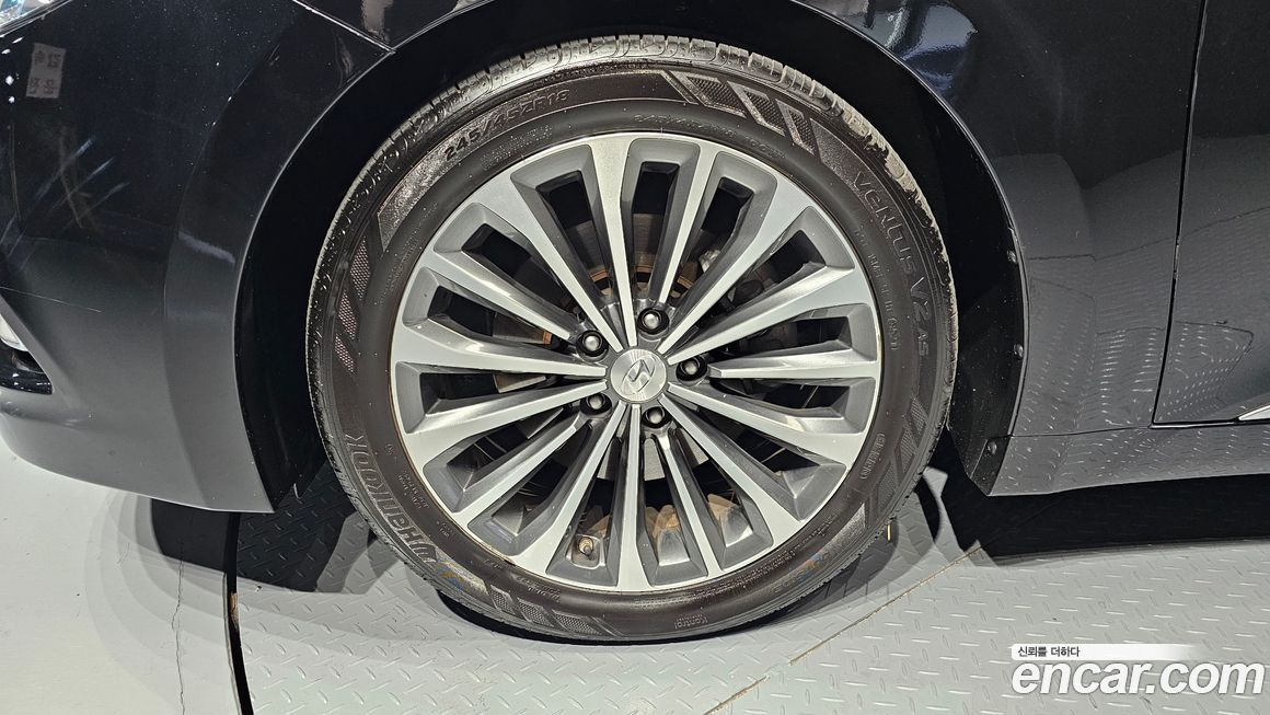 Hyundai Grandeur 2014