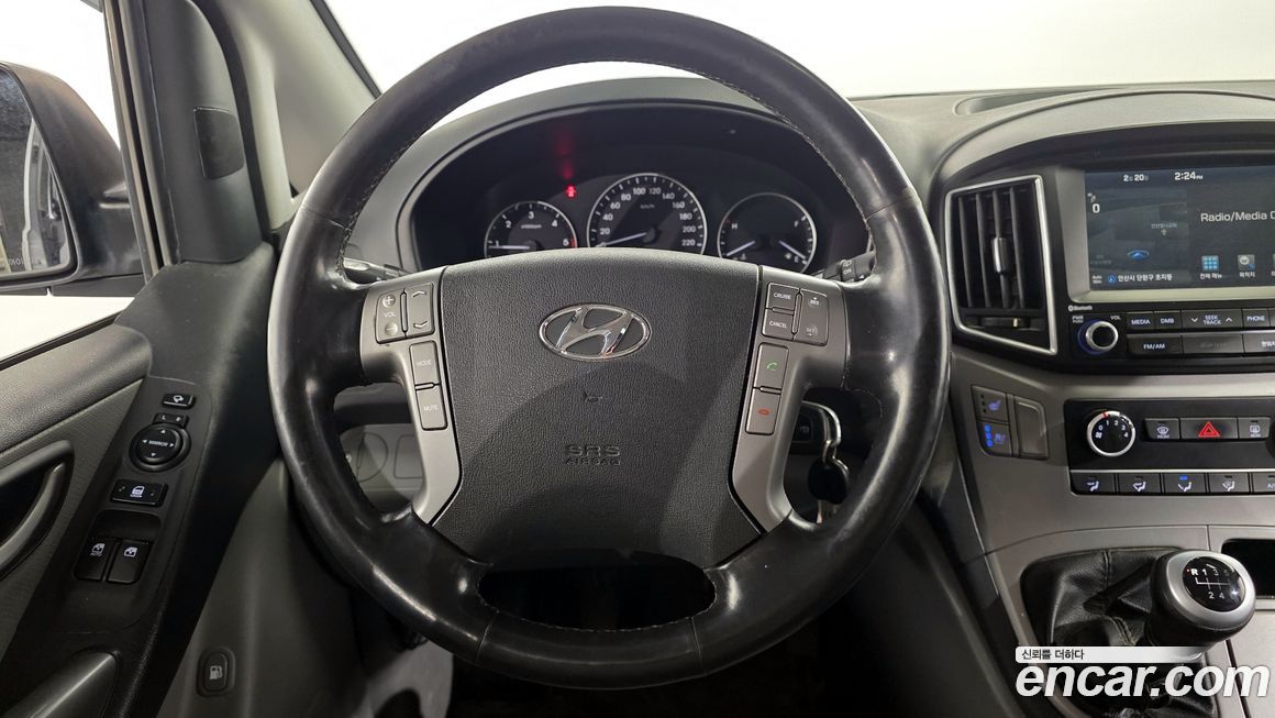 Hyundai Starex 2018