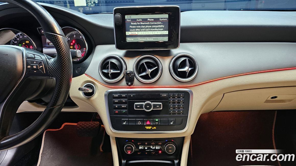 Mercedes-Benz CLA-Class 2014