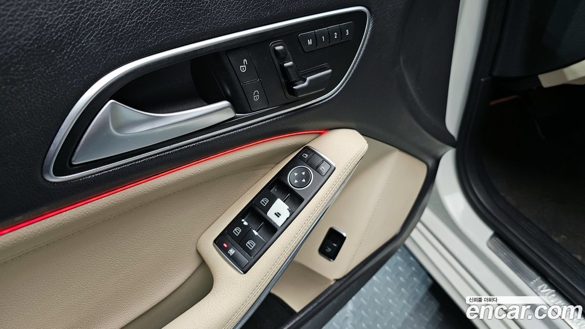 Mercedes-Benz CLA-Class 2014