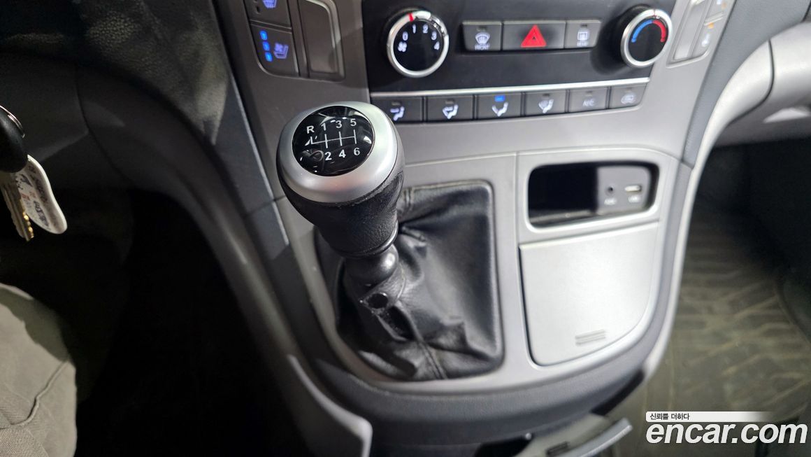 Hyundai Starex 2018