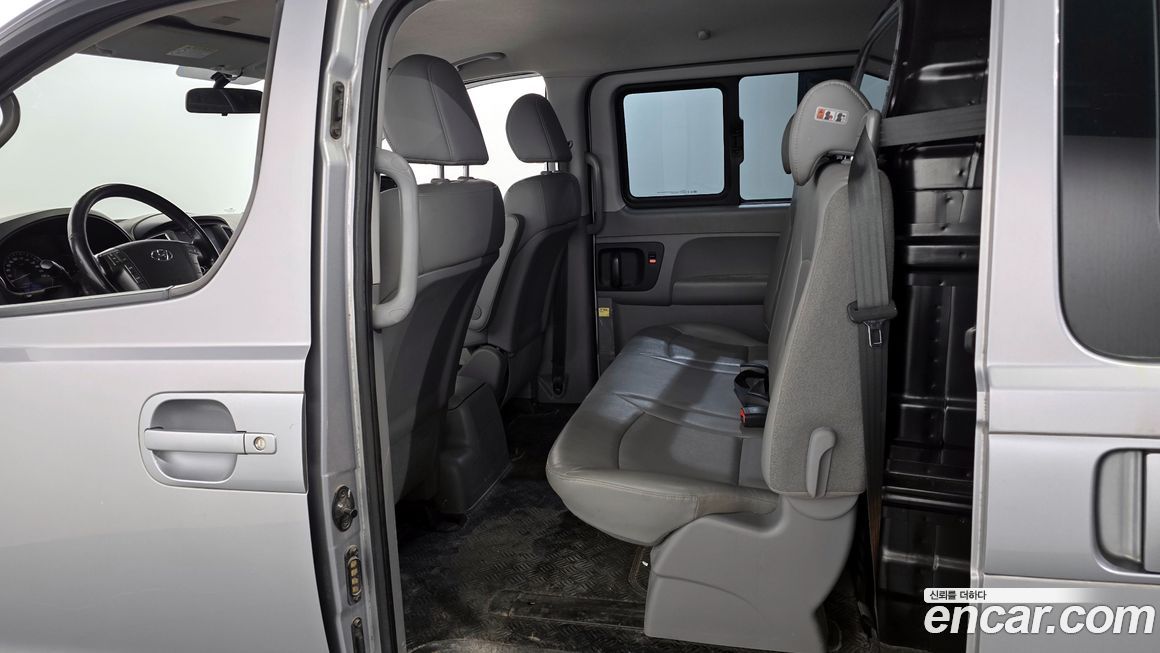Hyundai Starex 2018