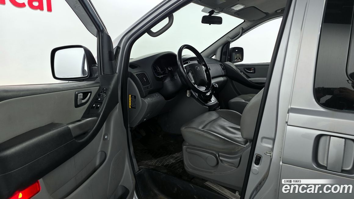 Hyundai Starex 2018