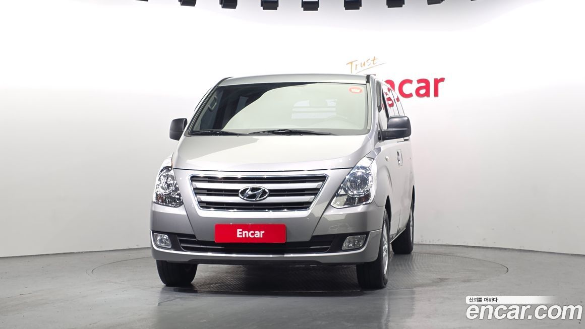 Hyundai Starex 2018