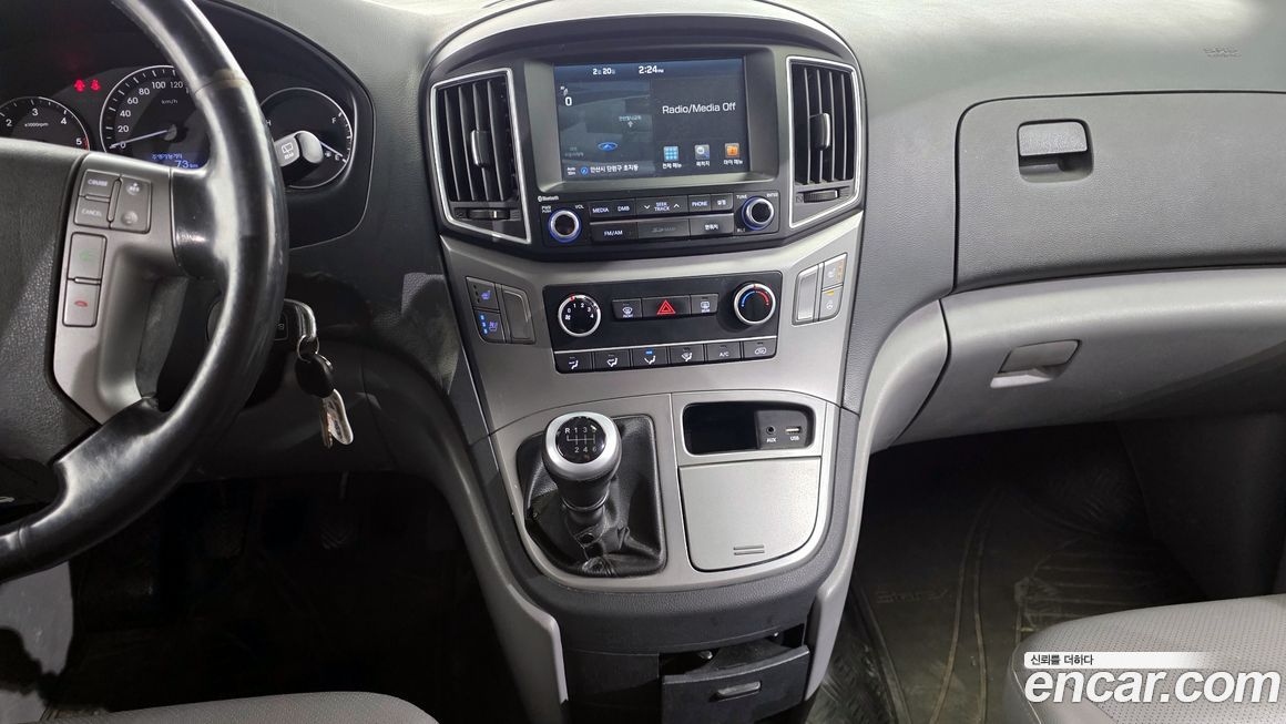 Hyundai Starex 2018