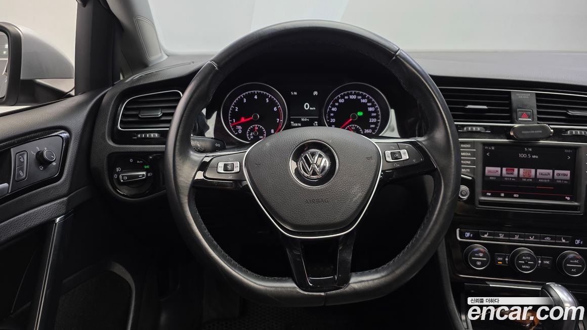 Volkswagen Golf 2016