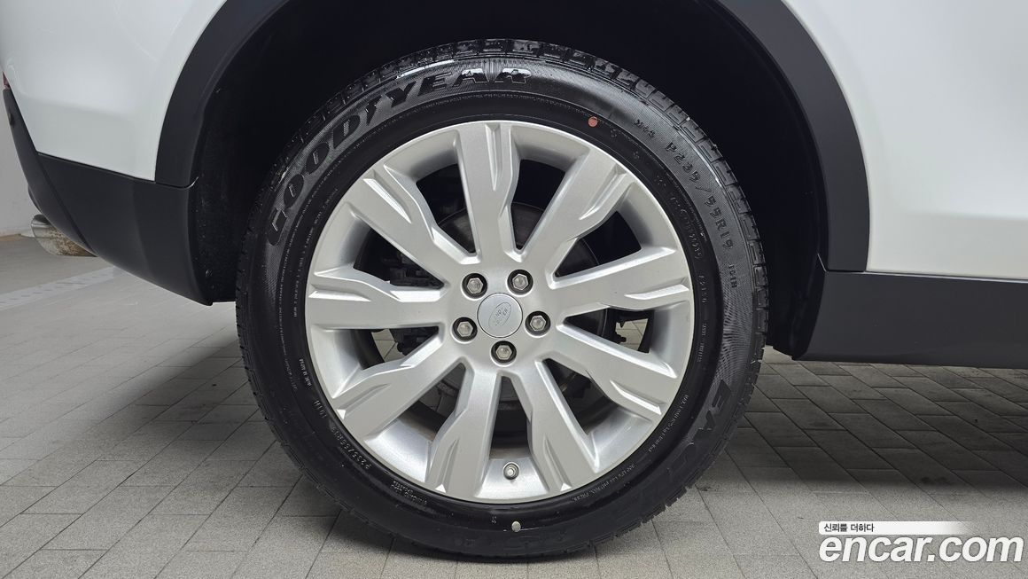 Land Rover Discovery Sport 2016