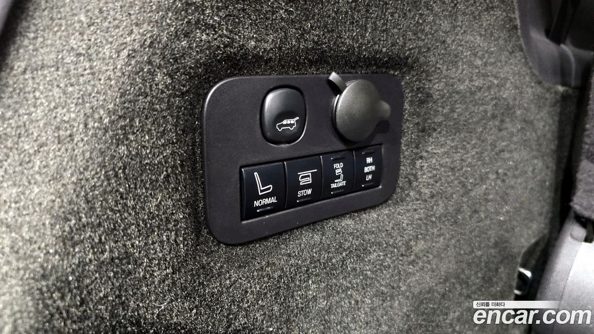 Lincoln MKT 2014