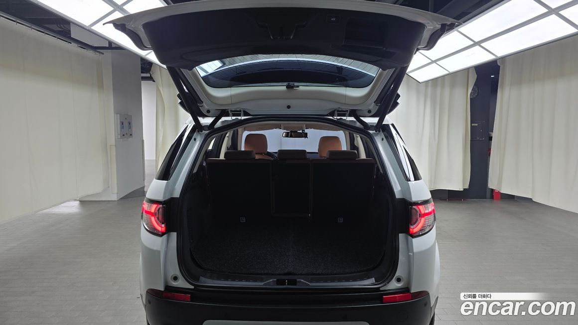 Land Rover Discovery Sport 2016