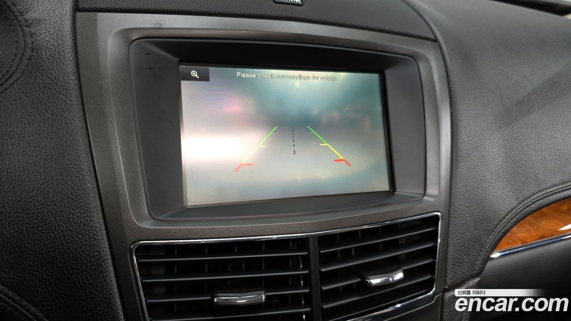 Lincoln MKT 2014