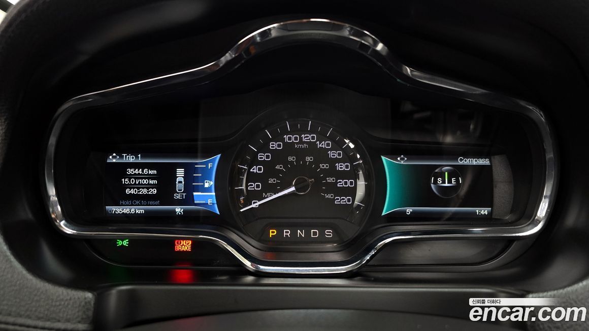 Lincoln MKT 2014