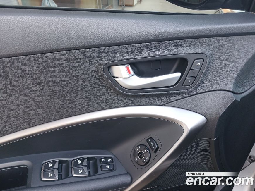 Hyundai Santafe 2015