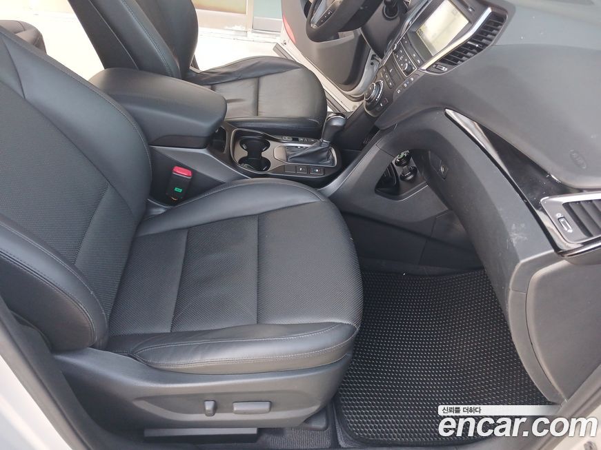 Hyundai Santafe 2015