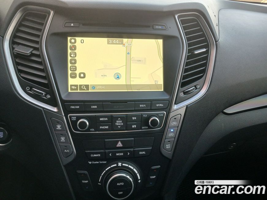 Hyundai Santafe 2015