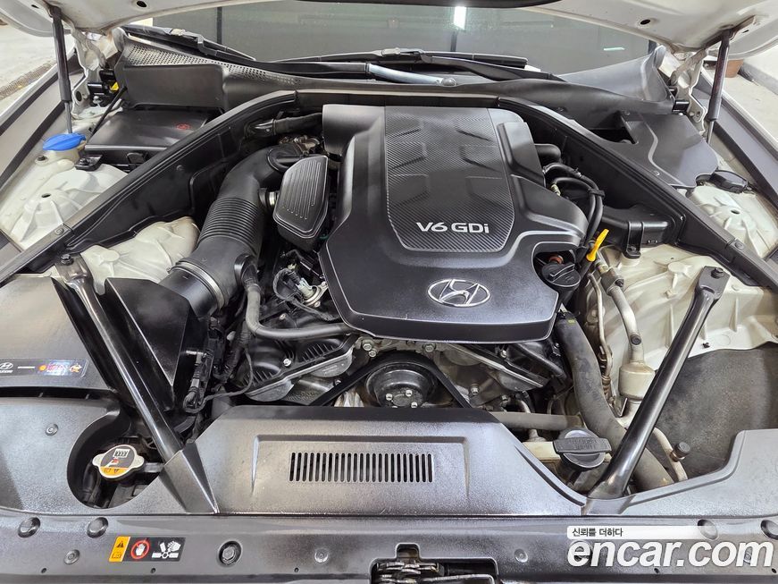 Hyundai Genesis 2014