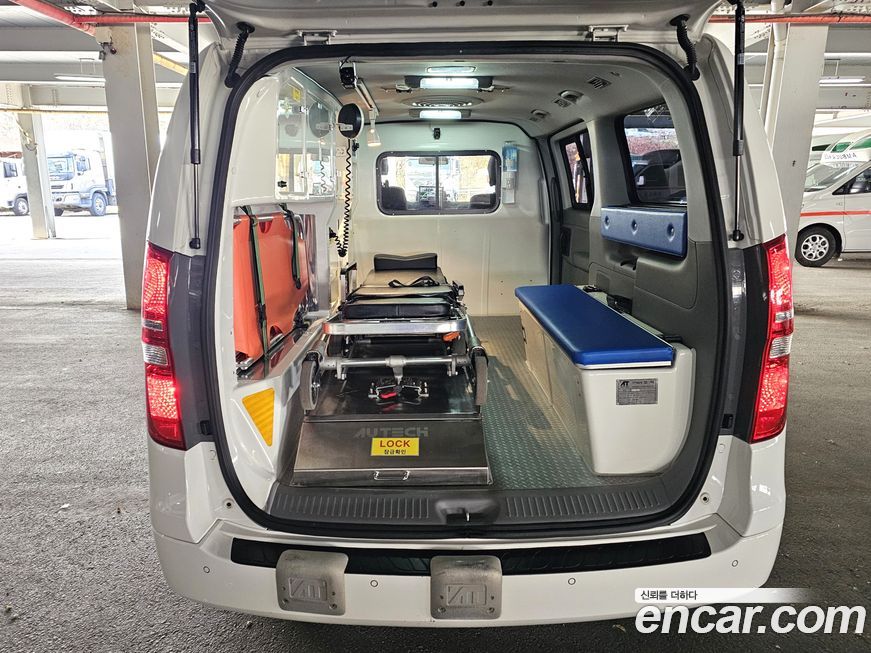 Hyundai Starex 2016