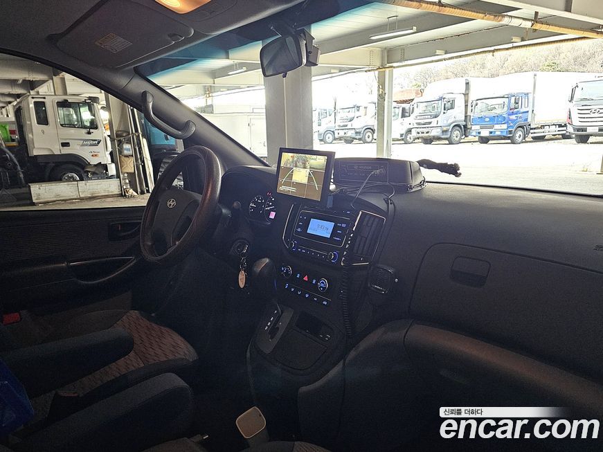 Hyundai Starex 2016