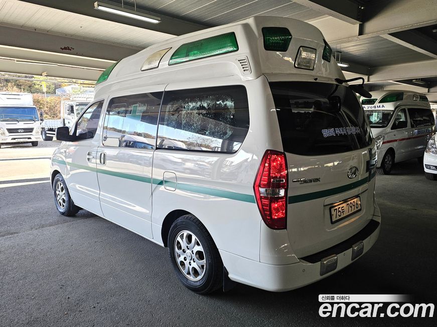 Hyundai Starex 2015