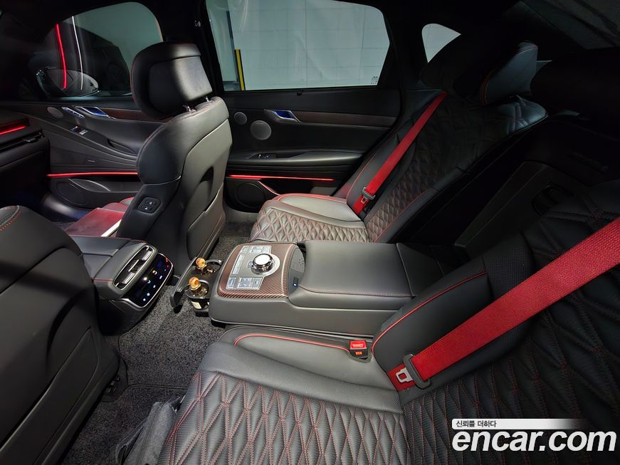 Genesis G80 2025