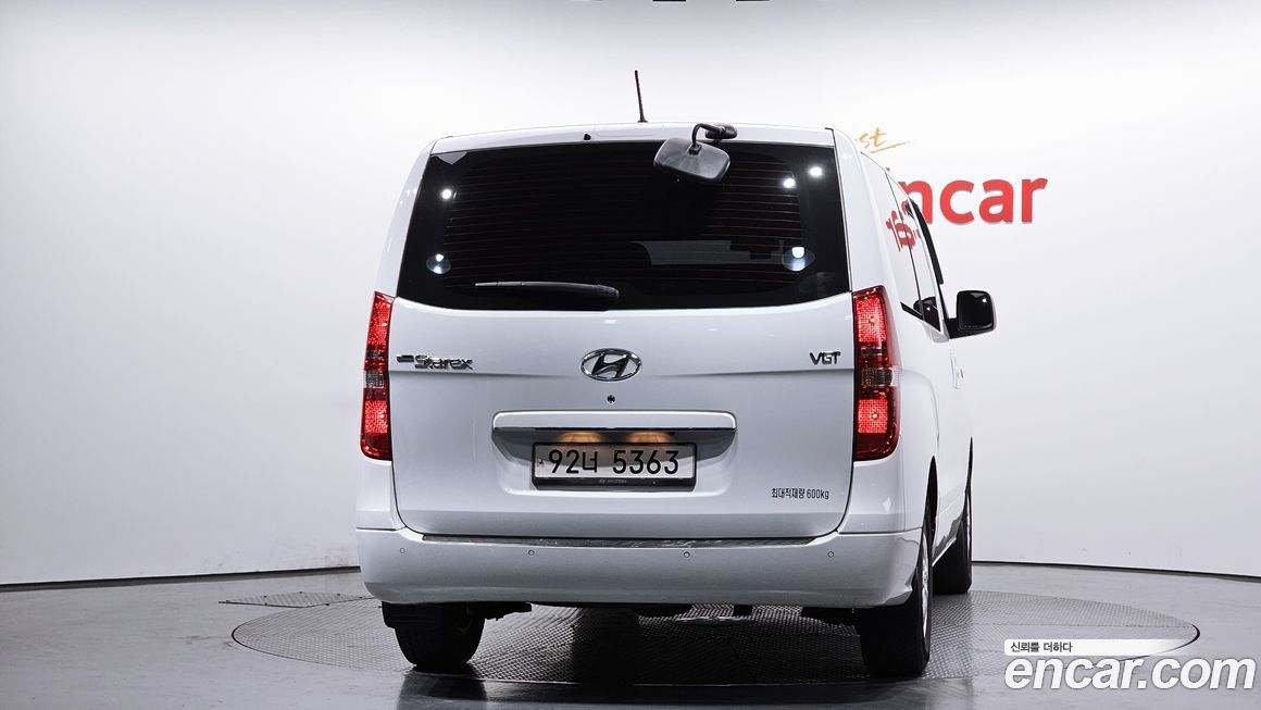 Hyundai Starex 2021
