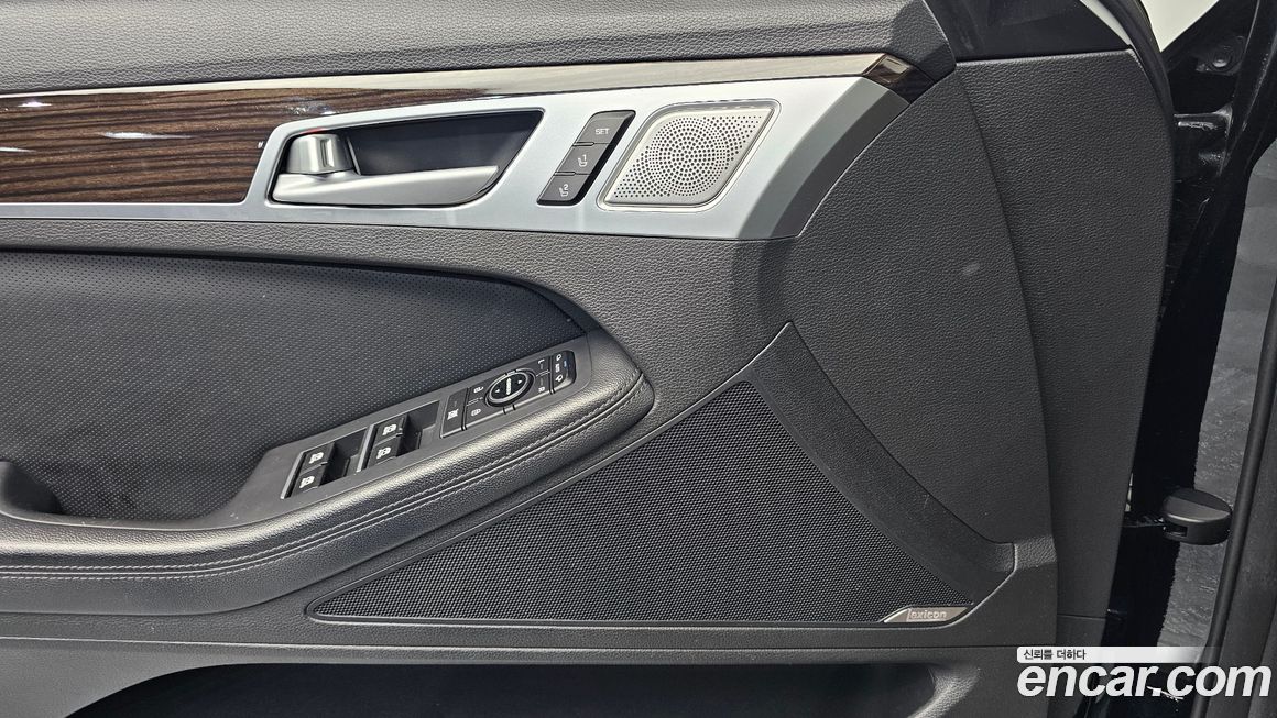 Genesis G80 2017