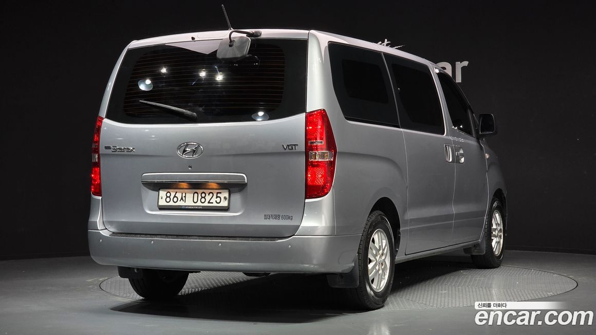 Hyundai Starex 2021
