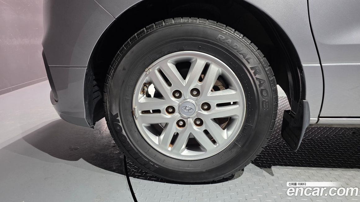 Hyundai Starex 2021