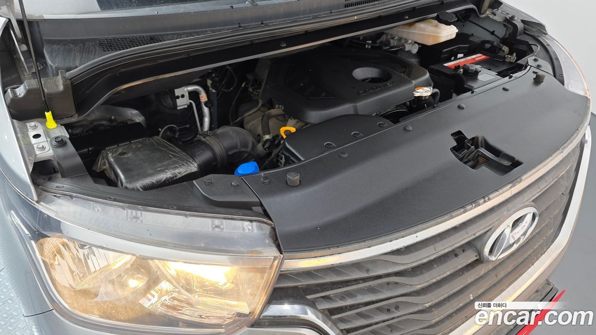 Hyundai Starex 2021