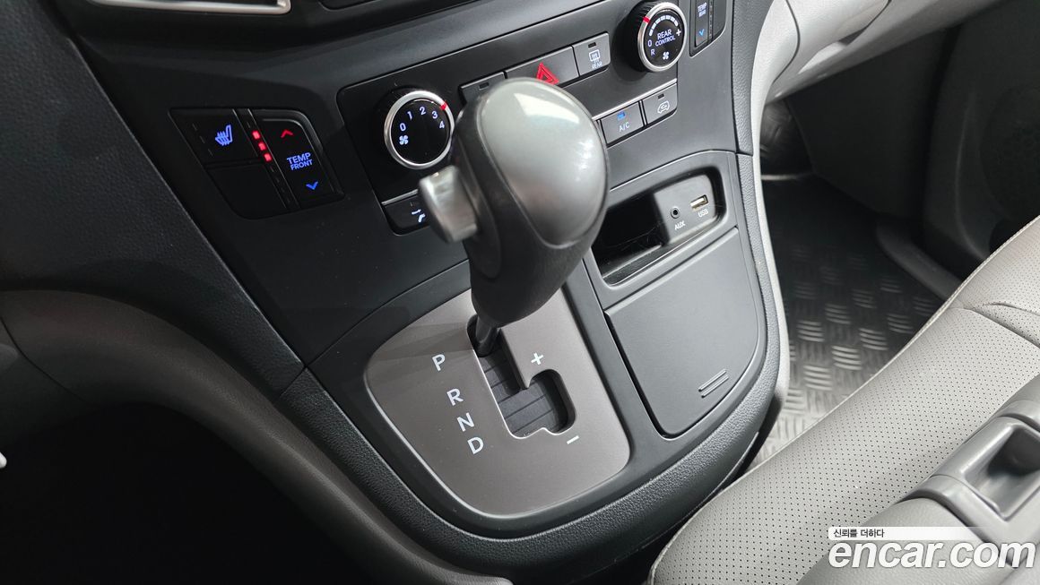 Hyundai Starex 2021