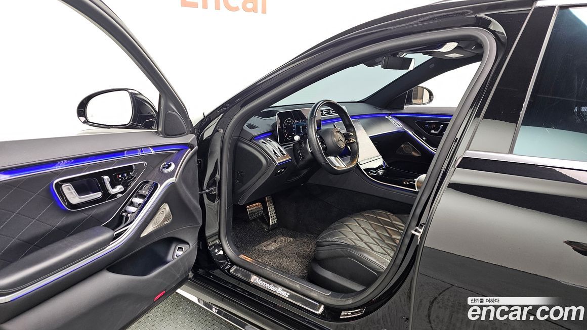 Mercedes-Benz S-Class 2021