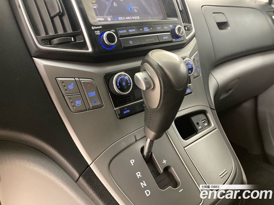 Hyundai Starex 2019