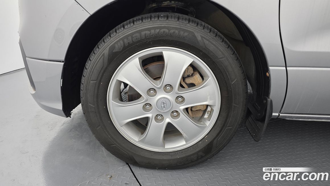 Hyundai Starex 2021