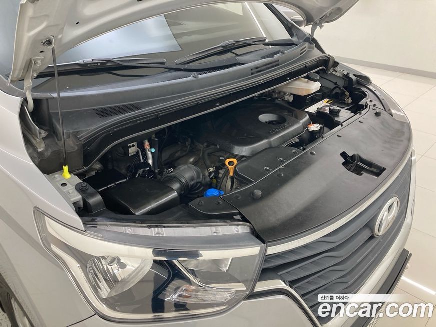 Hyundai Starex 2019