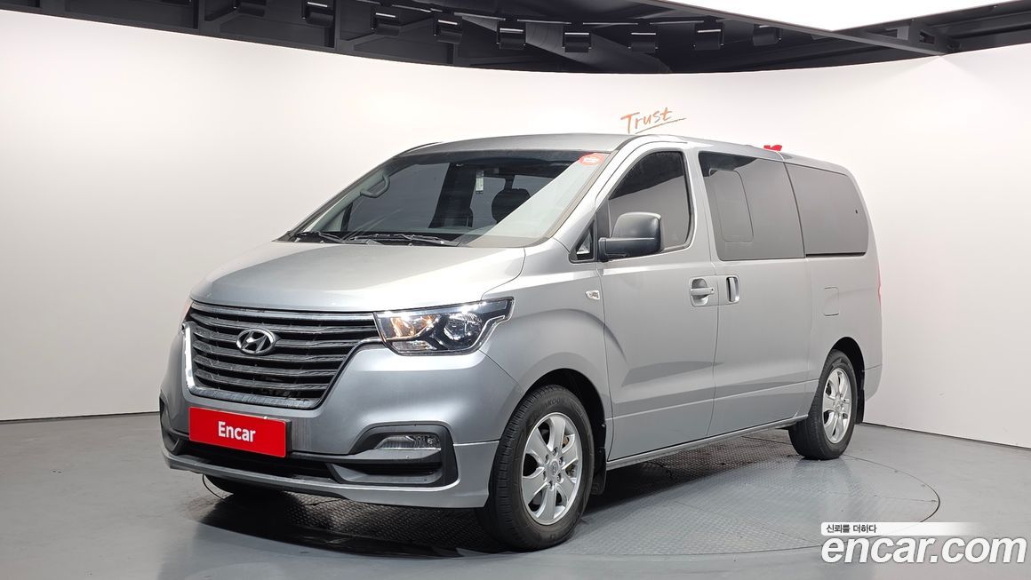 Hyundai Starex 2021