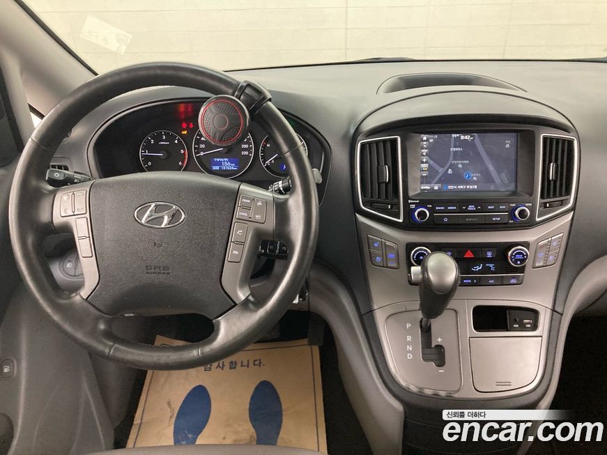 Hyundai Starex 2019