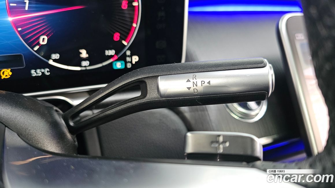 Mercedes-Benz S-Class 2021