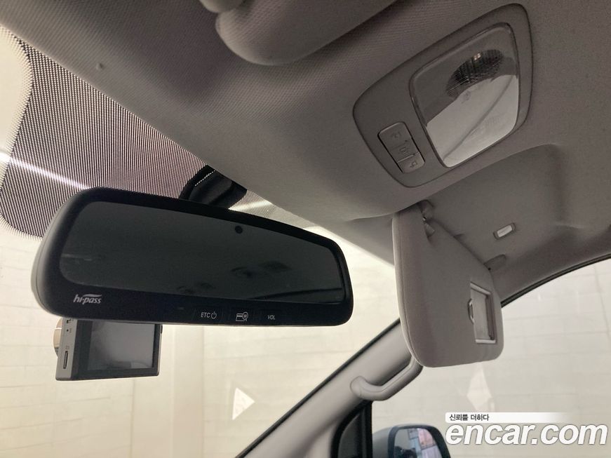 Hyundai Starex 2019