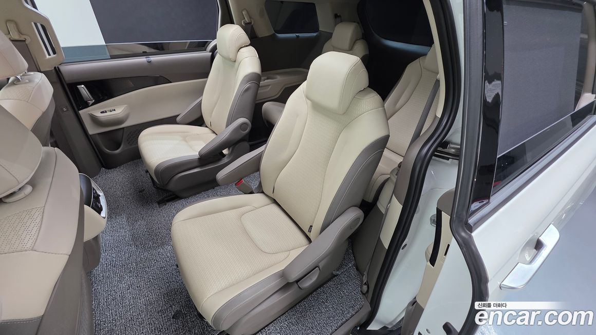 Kia Canival 2025