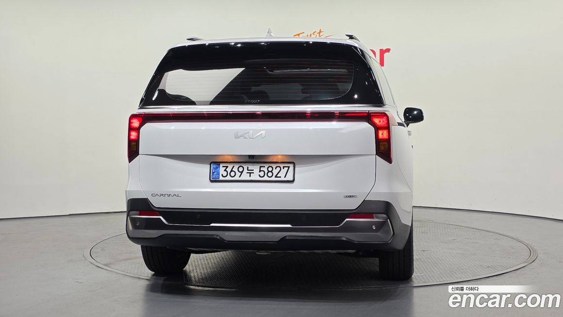 Kia Canival 2025