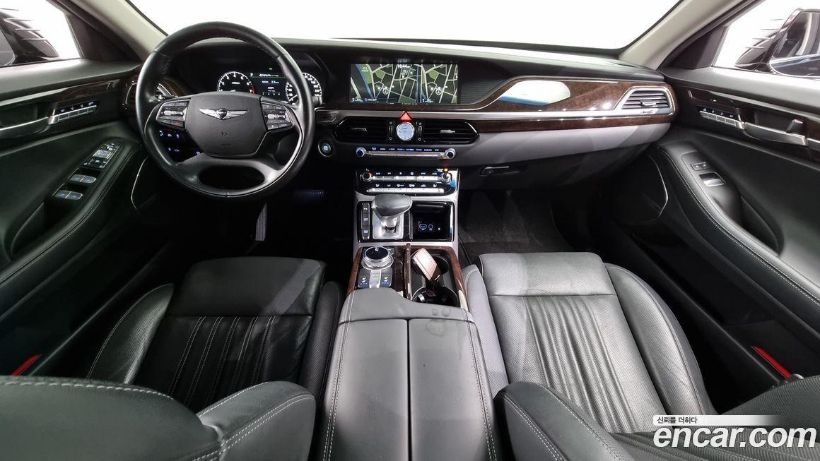 Genesis EQ900 2018