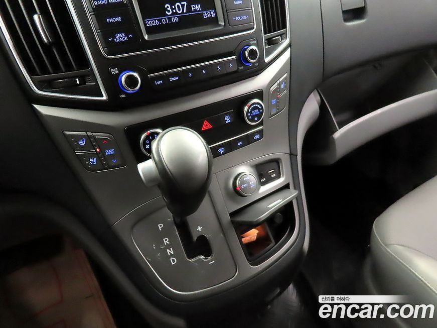 Hyundai Starex 2018