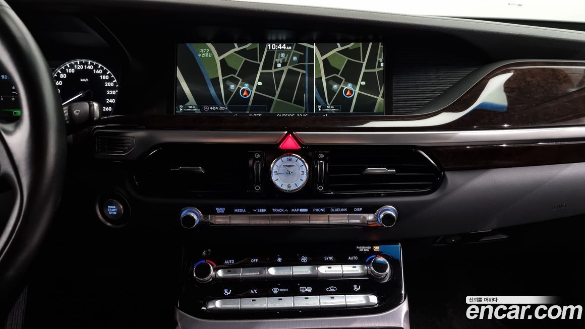 Genesis EQ900 2018