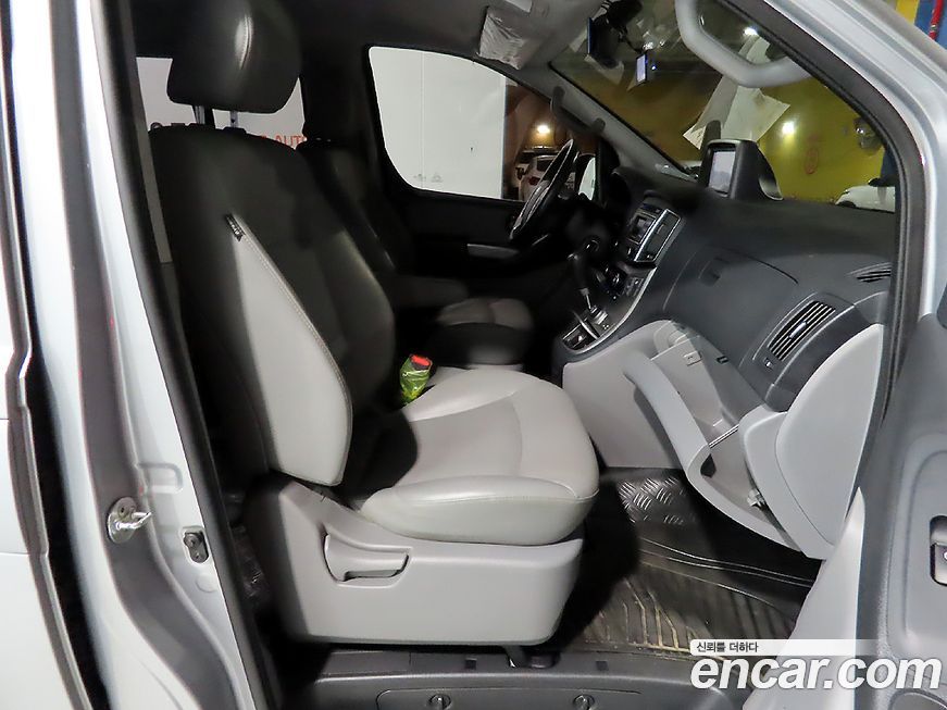 Hyundai Starex 2018