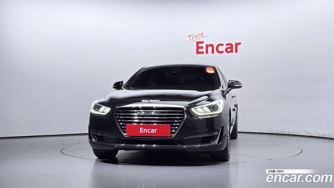 Genesis EQ900 2018