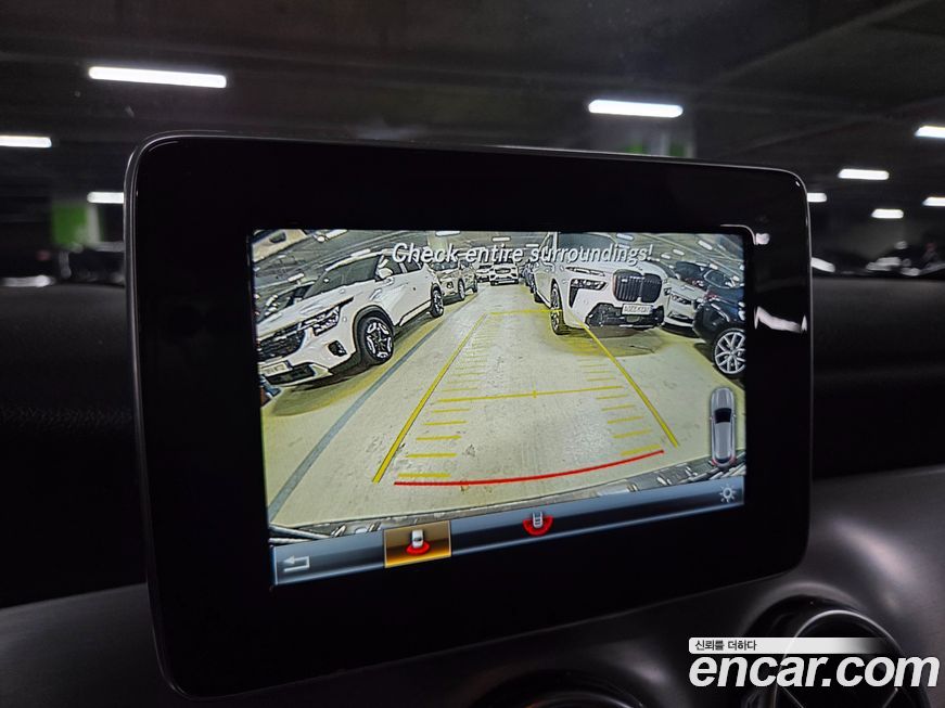 Mercedes-Benz GLA-Class 2019