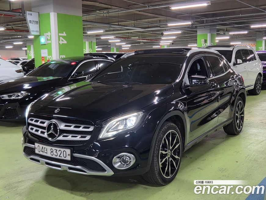 Mercedes-Benz GLA-Class 2019