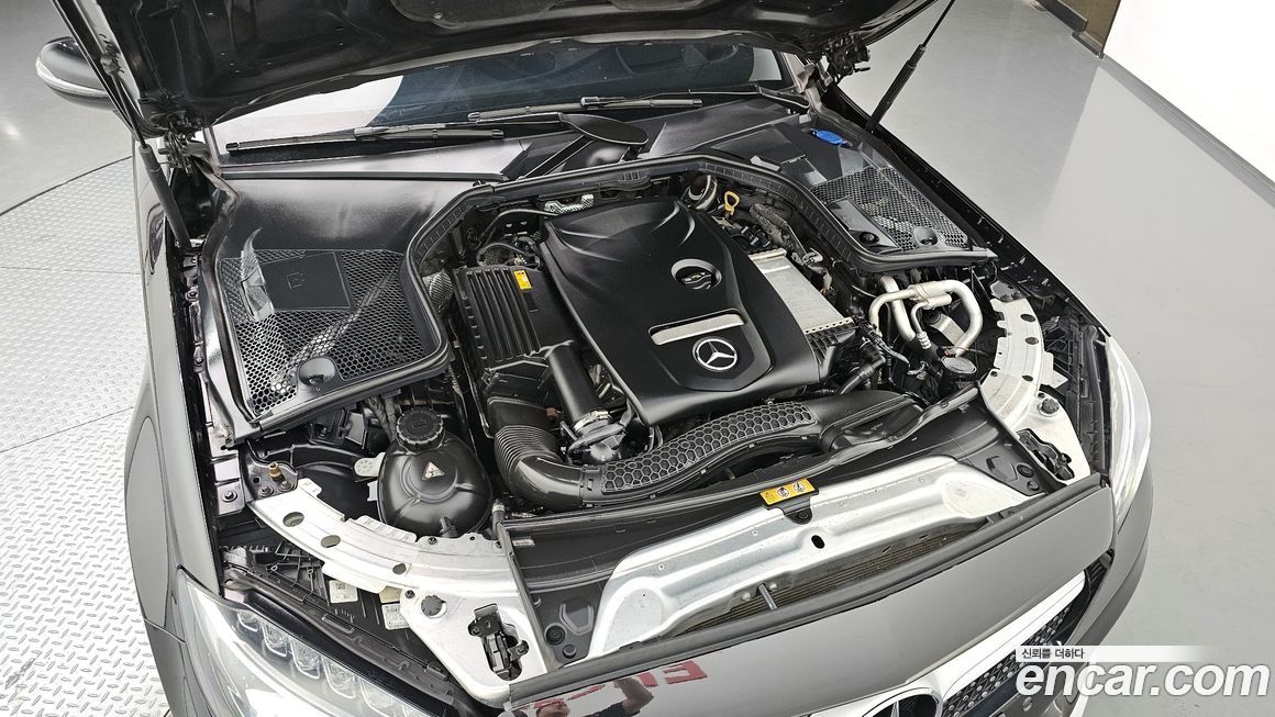 Mercedes-Benz C-Class 2018