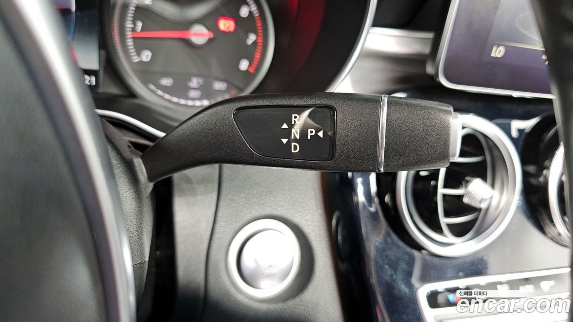 Mercedes-Benz C-Class 2018