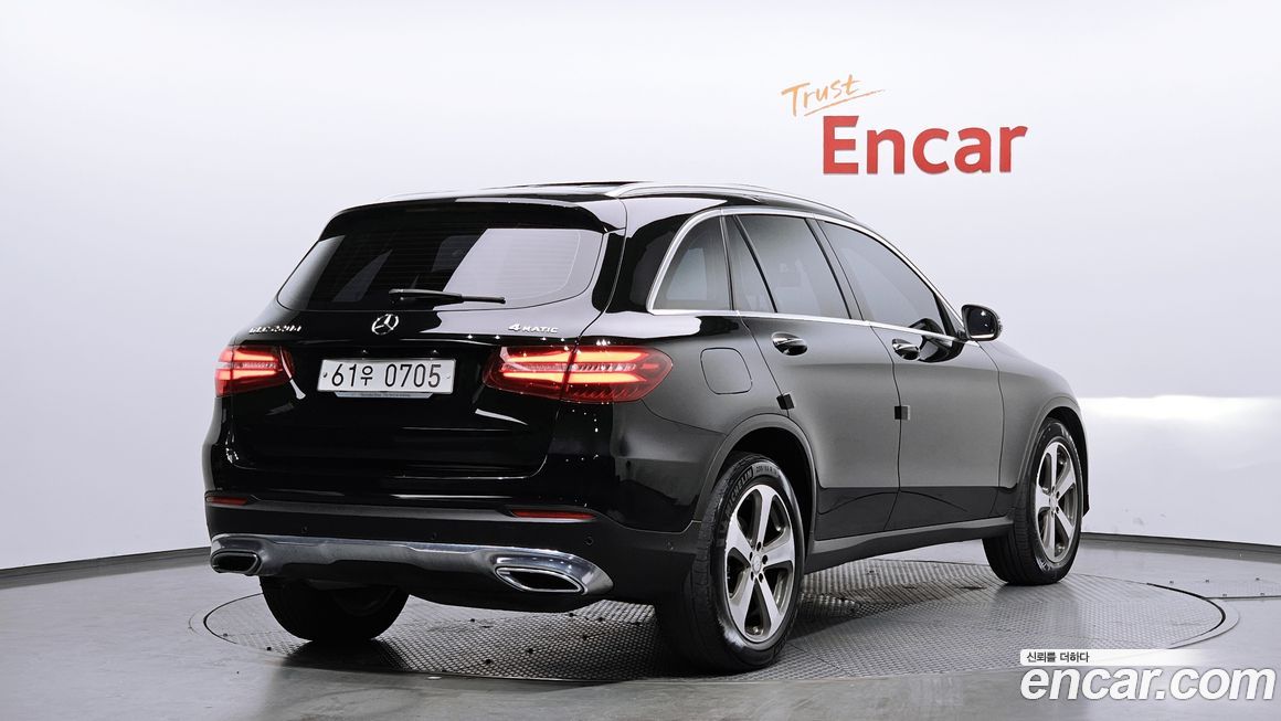 Mercedes-Benz GLC-Class 2016